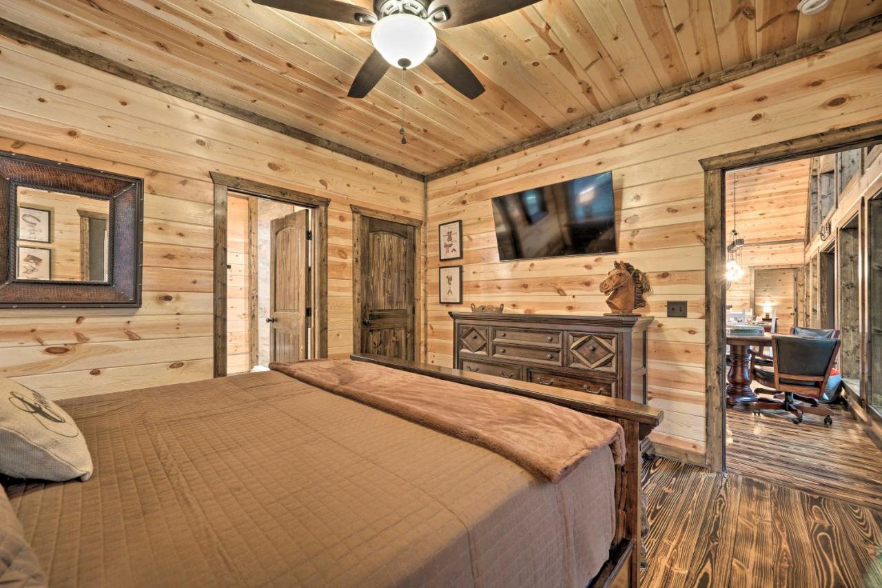 Broken Bow Cabin Deck With Hot Tub And Pool Table! Екстер'єр фото