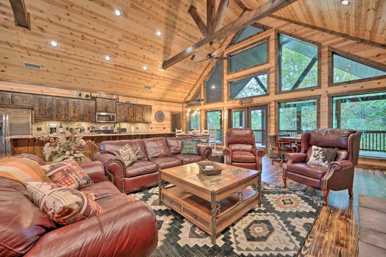 Broken Bow Cabin Deck With Hot Tub And Pool Table! Екстер'єр фото